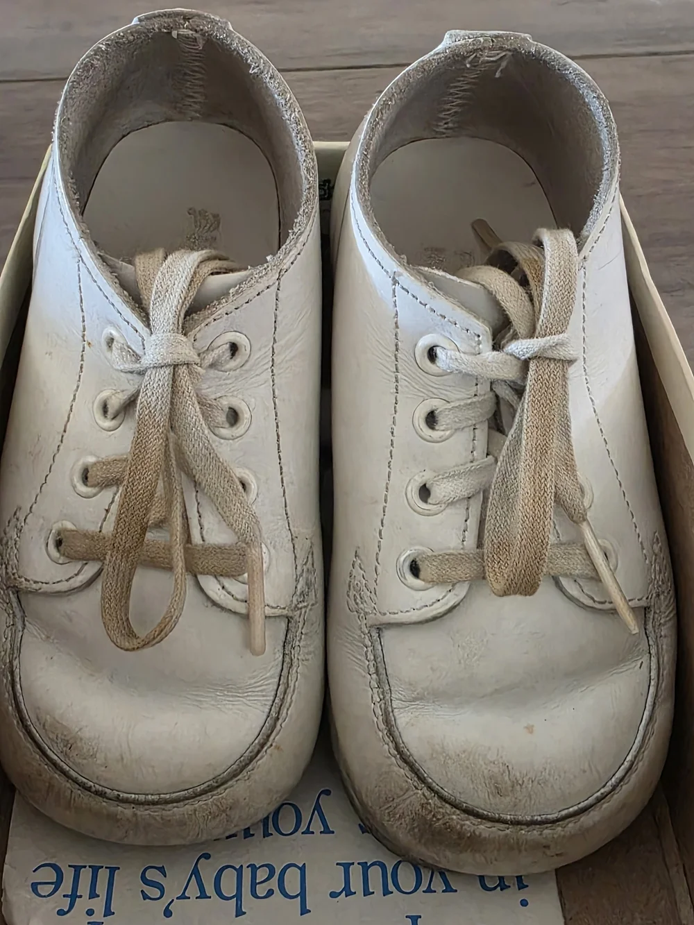 Vontage Stride Rite White Kids Leather Lace-Up Shoes